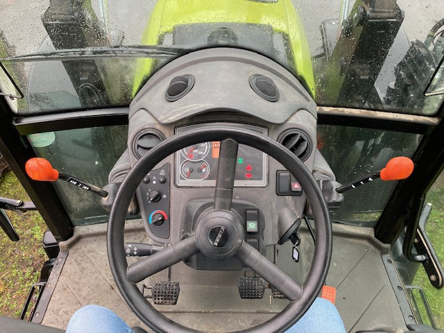 Claas Axos 310 - Trator: foto 3 Claas Axos 310 - Trator: foto 3