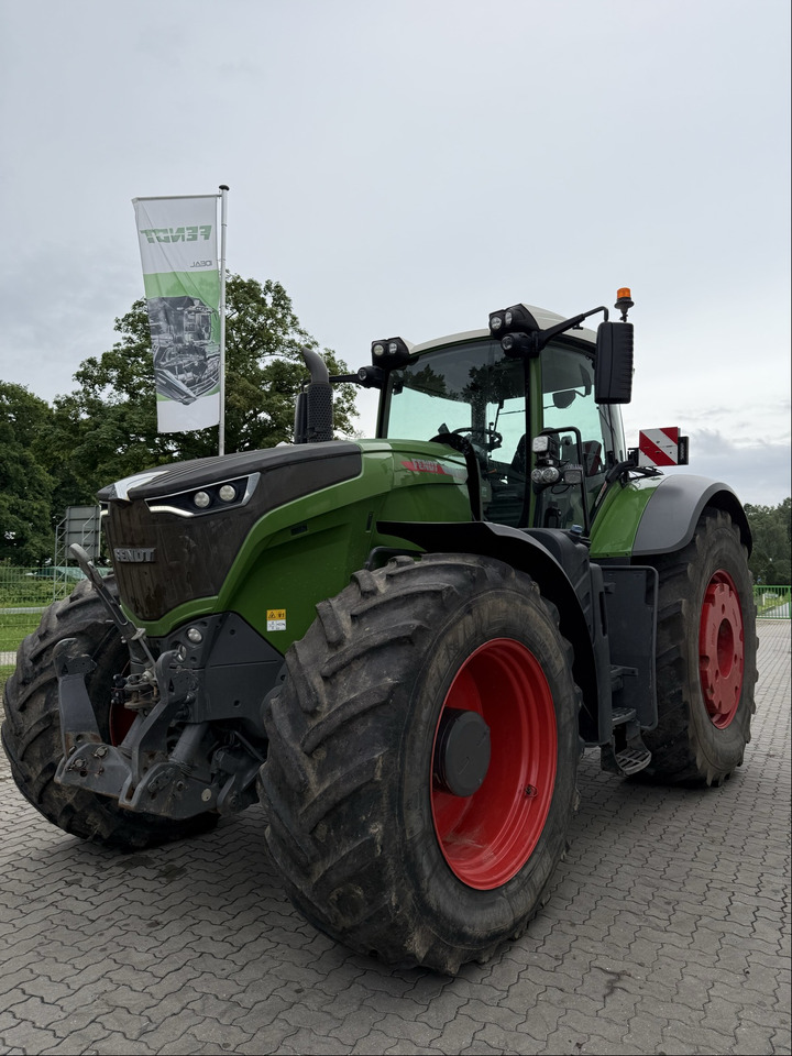 Fendt 1042 Vario Gen2 ProfiPlus - Trator: foto 1 Fendt 1042 Vario Gen2 ProfiPlus - Trator: foto 1
