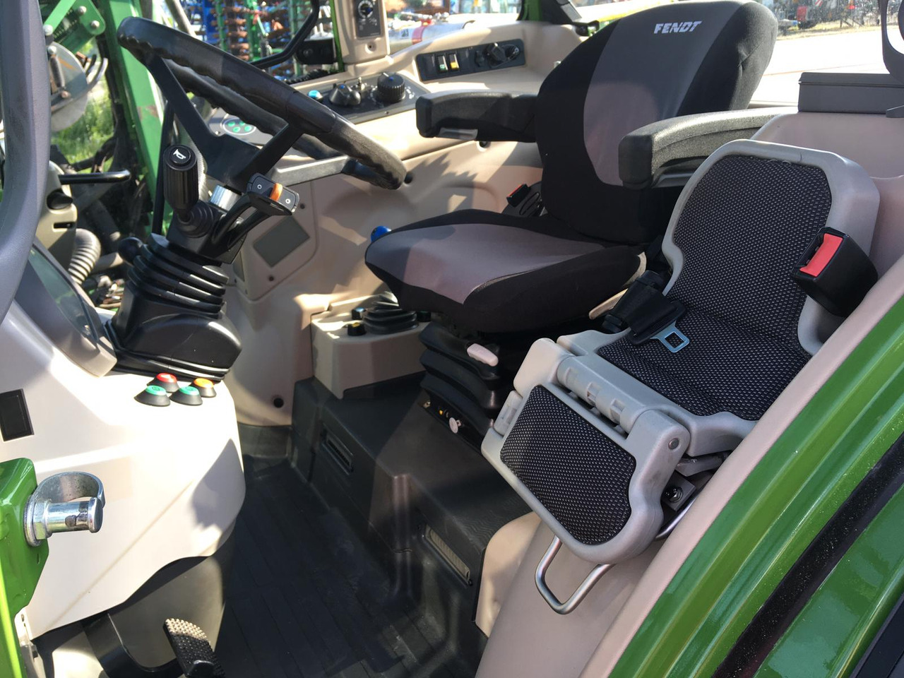 Fendt 211 Vario - Trator: foto 5 Fendt 211 Vario - Trator: foto 5