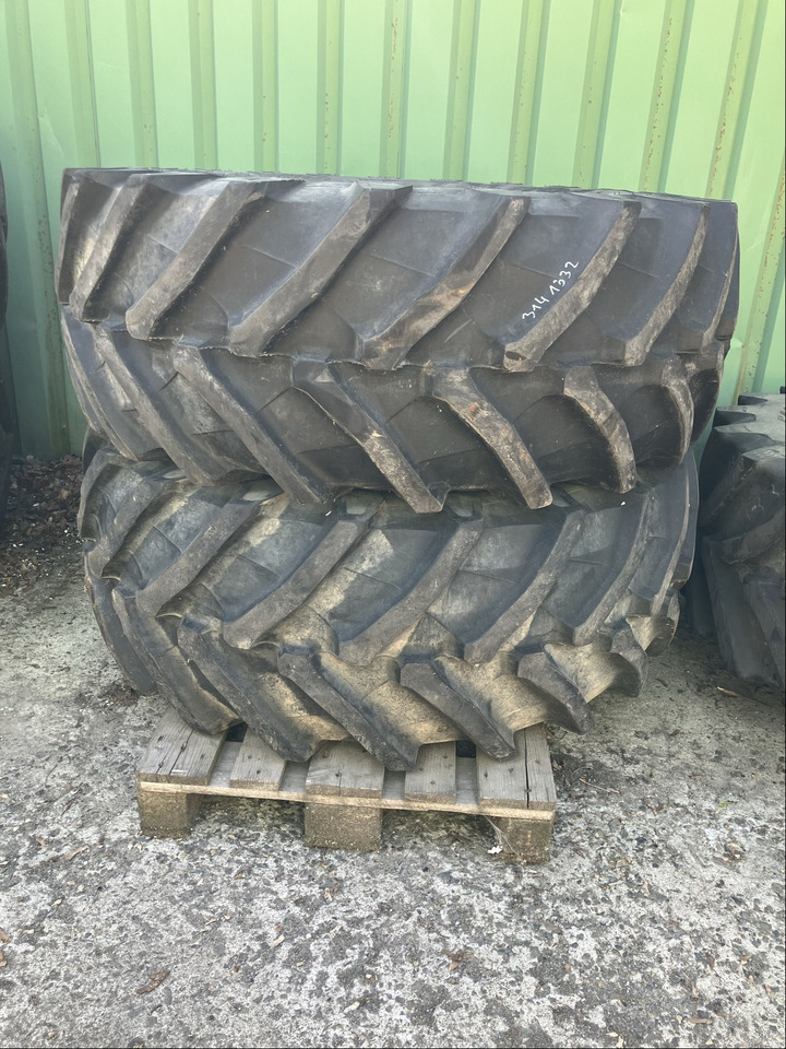Fendt 2x Komplettrad 540/65R30 TB - Jantes e pneus: foto 1 Fendt 2x Komplettrad 540/65R30 TB - Jantes e pneus: foto 1