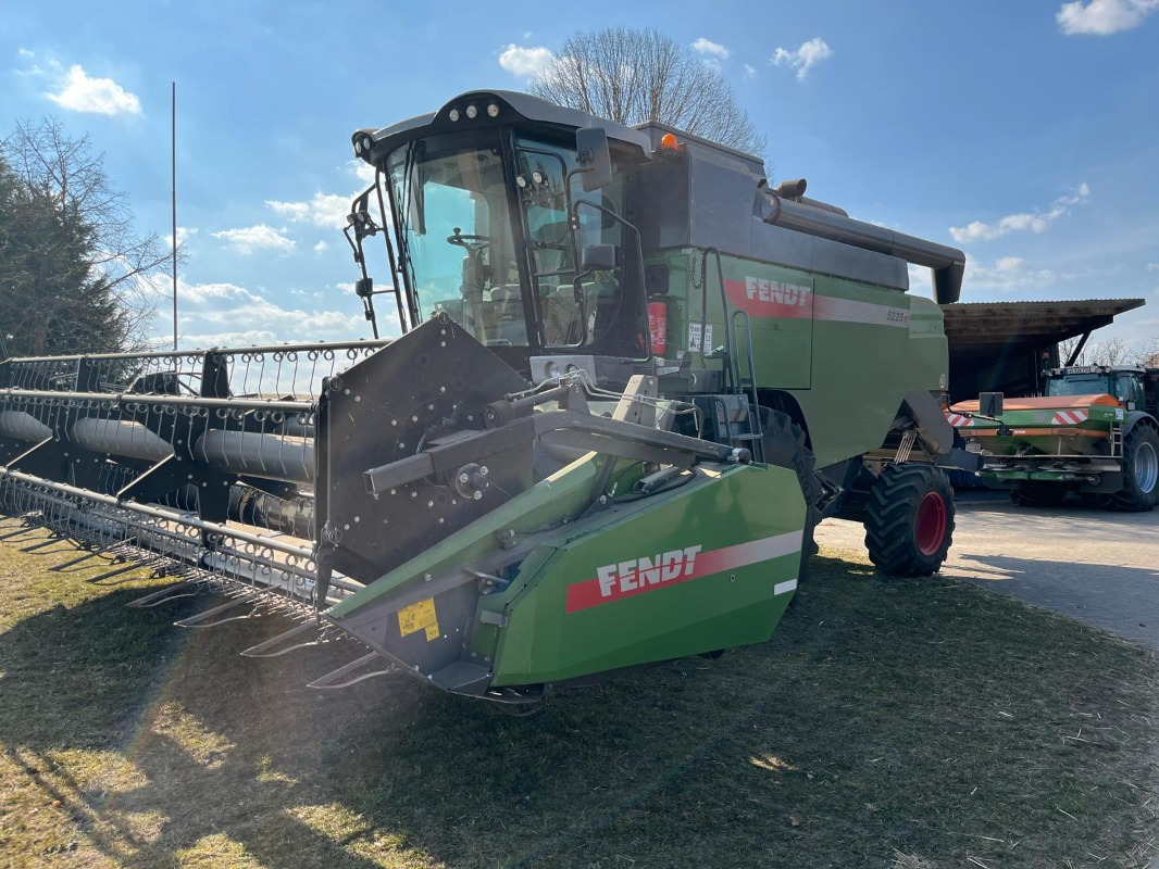 Fendt 5225 E 5,50m PowerFlow Schneidwerk - Ceifeira debulhadora: foto 2 Fendt 5225 E 5,50m PowerFlow Schneidwerk - Ceifeira debulhadora: foto 2