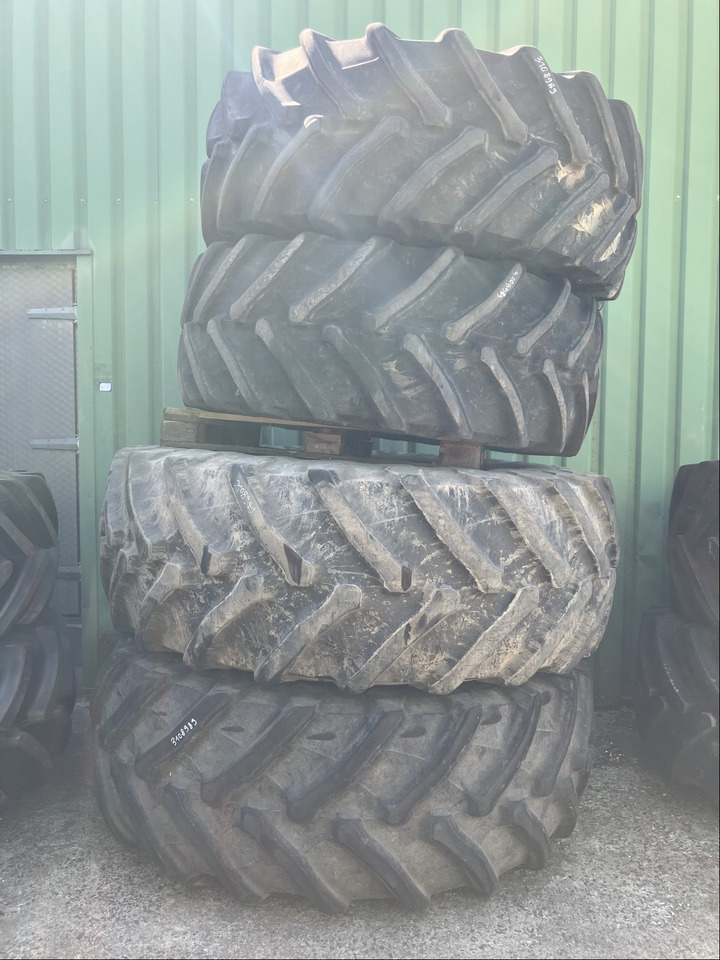 Fendt 600/70R34 710/75R42 - Jantes e pneus: foto 1 Fendt 600/70R34 710/75R42 - Jantes e pneus: foto 1