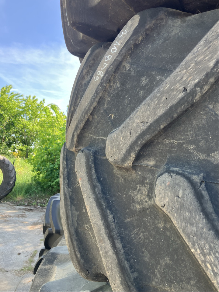 Fendt 600/70R34 710/75R42 - Jantes e pneus: foto 3 Fendt 600/70R34 710/75R42 - Jantes e pneus: foto 3
