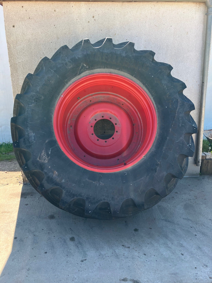 Fendt 650/60R38 750/70R44 - Jantes e pneus: foto 4 Fendt 650/60R38 750/70R44 - Jantes e pneus: foto 4