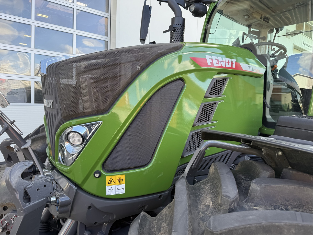 Fendt 718 Vario Gen6 ProfiPlus - Trator: foto 4 Fendt 718 Vario Gen6 ProfiPlus - Trator: foto 4