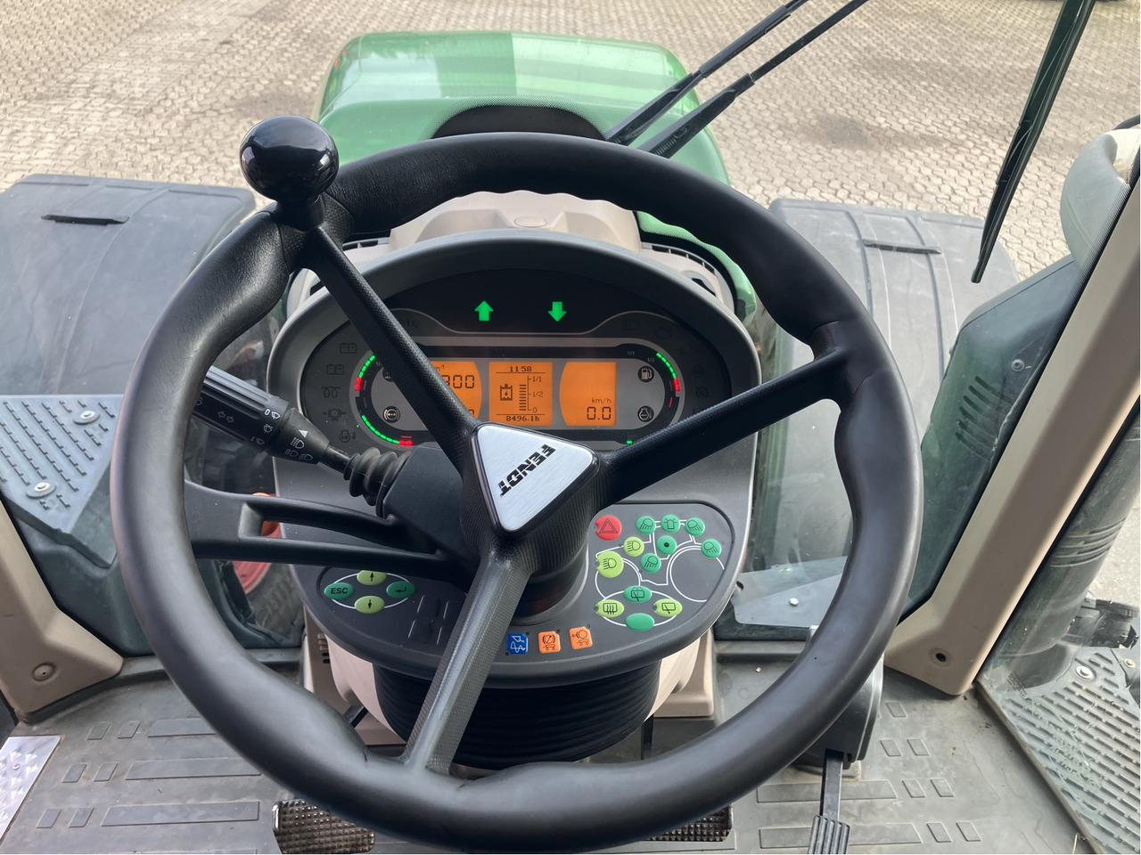 Fendt 718 Vario S4 Power - Trator: foto 4 Fendt 718 Vario S4 Power - Trator: foto 4