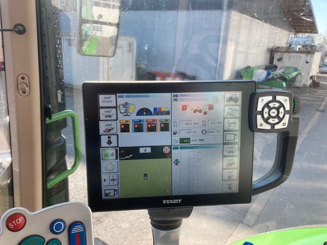 Fendt 718 Vario S4 Profi Plus - Trator: foto 3 Fendt 718 Vario S4 Profi Plus - Trator: foto 3