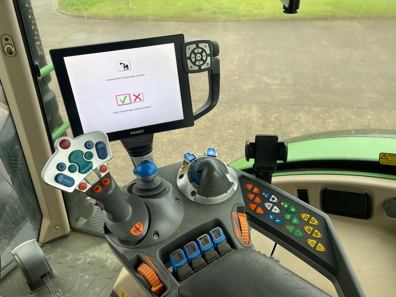 Fendt 718 Vario S4 ProfiPlus - Trator: foto 3 Fendt 718 Vario S4 ProfiPlus - Trator: foto 3