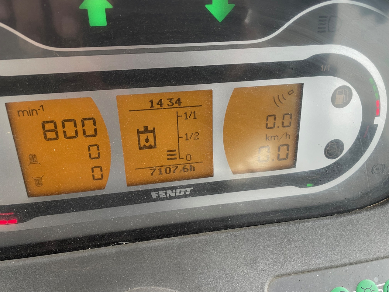 Fendt 718 Vario S4 ProfiPlus - Trator: foto 2 Fendt 718 Vario S4 ProfiPlus - Trator: foto 2