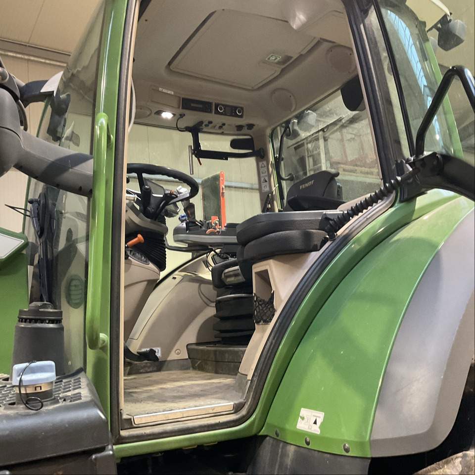 Fendt 718 Vario S4 ProfiPlus - Trator: foto 3 Fendt 718 Vario S4 ProfiPlus - Trator: foto 3