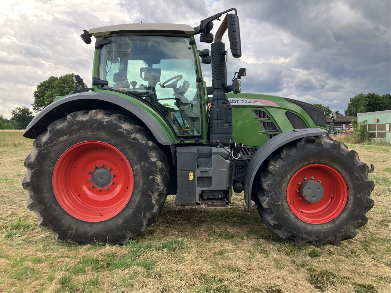 Trator Fendt 724 Vario S4: foto 7