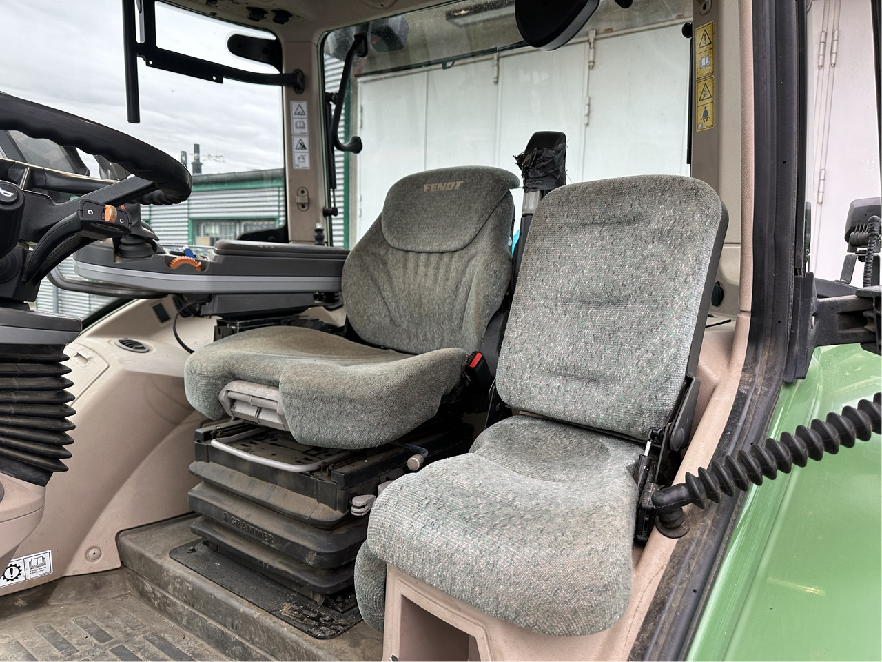 Fendt 724 Vario S4 ProfiPlus - Trator: foto 4 Fendt 724 Vario S4 ProfiPlus - Trator: foto 4
