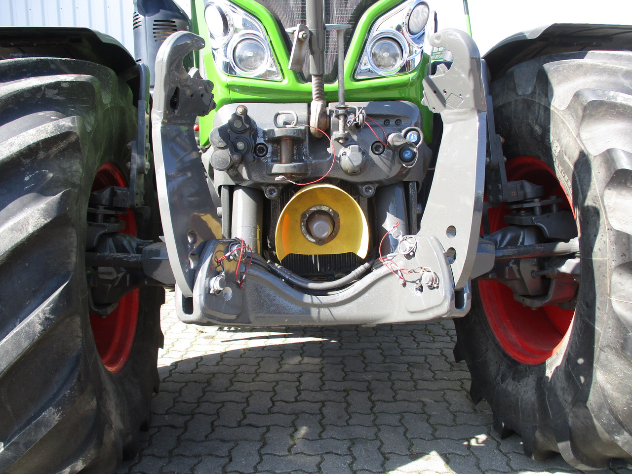 Trator Fendt 724 Vario S4 ProfiPlus: foto 16