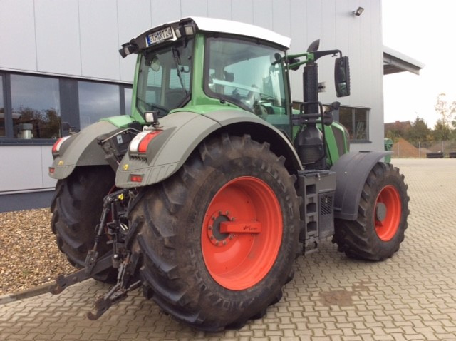 Fendt 824 Vario S4 Profi - Trator: foto 5 Fendt 824 Vario S4 Profi - Trator: foto 5