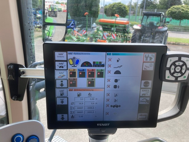 Fendt 824 Vario S4 Profi - Trator: foto 3 Fendt 824 Vario S4 Profi - Trator: foto 3