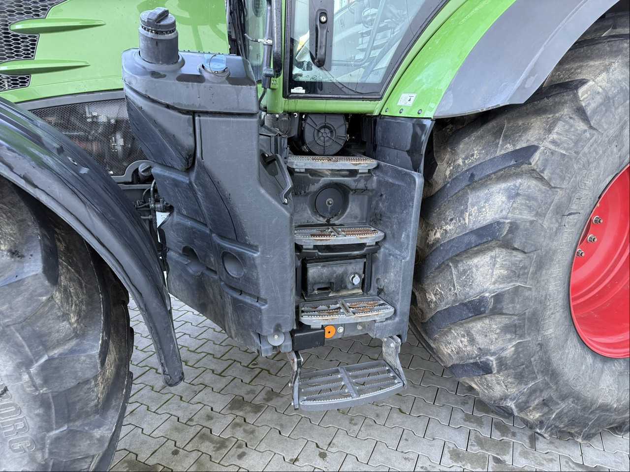 Fendt 828 Vario ProfiPlus Motor NEU - Trator: foto 3 Fendt 828 Vario ProfiPlus Motor NEU - Trator: foto 3