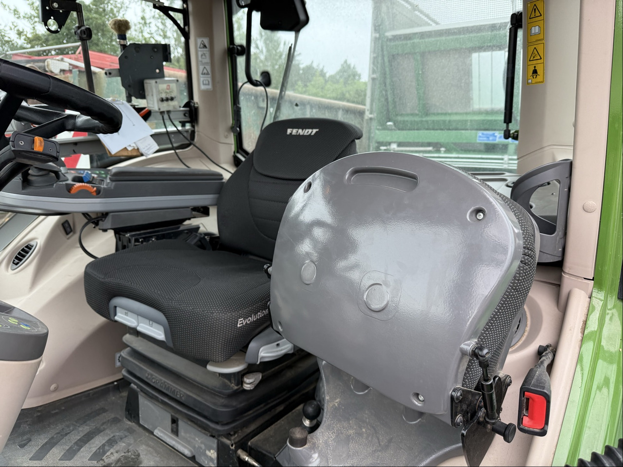Fendt 828 Vario S4 ProfiPlus - Trator: foto 2 Fendt 828 Vario S4 ProfiPlus - Trator: foto 2