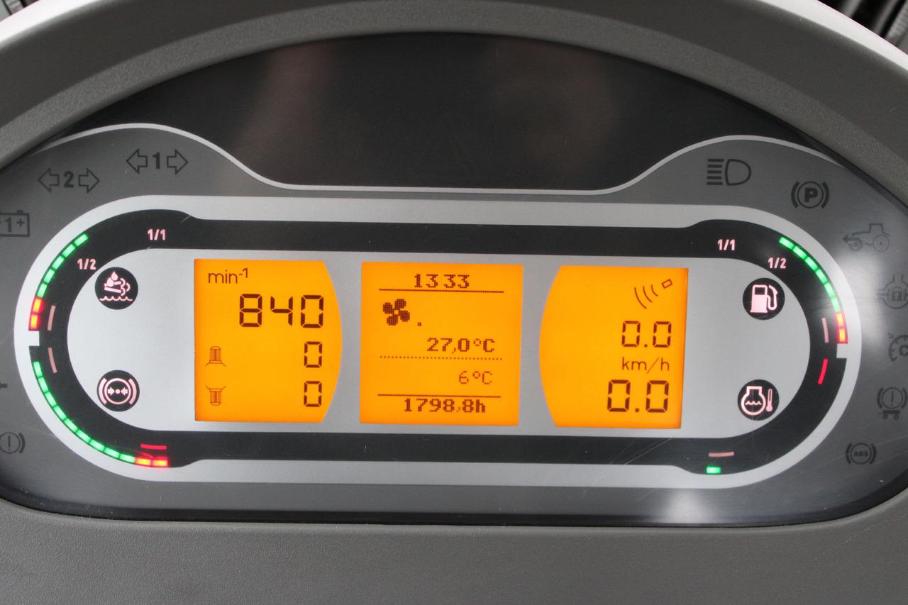 Fendt 828 Vario S4 ProfiPlus - Trator: foto 2 Fendt 828 Vario S4 ProfiPlus - Trator: foto 2