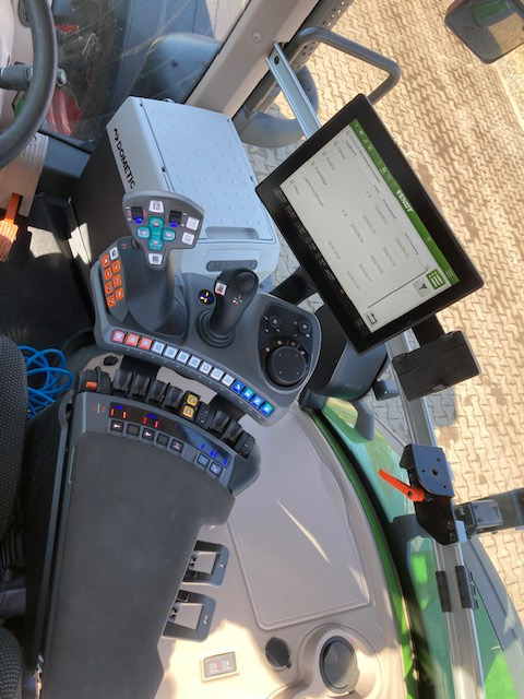 Fendt 930 Vario Gen7 Profi Setting2 - Trator: foto 3 Fendt 930 Vario Gen7 Profi Setting2 - Trator: foto 3