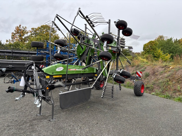 Fendt Former 1000 C PRO - Ancinho enleirador: foto 3 Fendt Former 1000 C PRO - Ancinho enleirador: foto 3