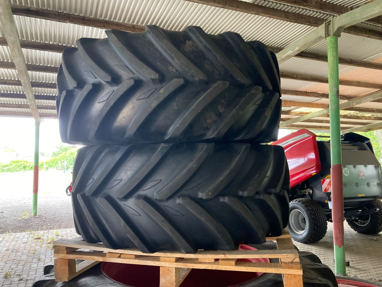 Fendt VF520/60R28 VF650/60R38 - Jantes e pneus: foto 4 Fendt VF520/60R28 VF650/60R38 - Jantes e pneus: foto 4