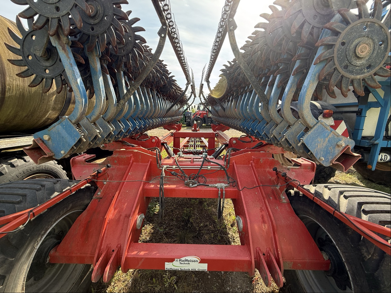 Hatzenbichler Rotorstriegel 12 - Equipamento de gado: foto 4 Hatzenbichler Rotorstriegel 12 - Equipamento de gado: foto 4