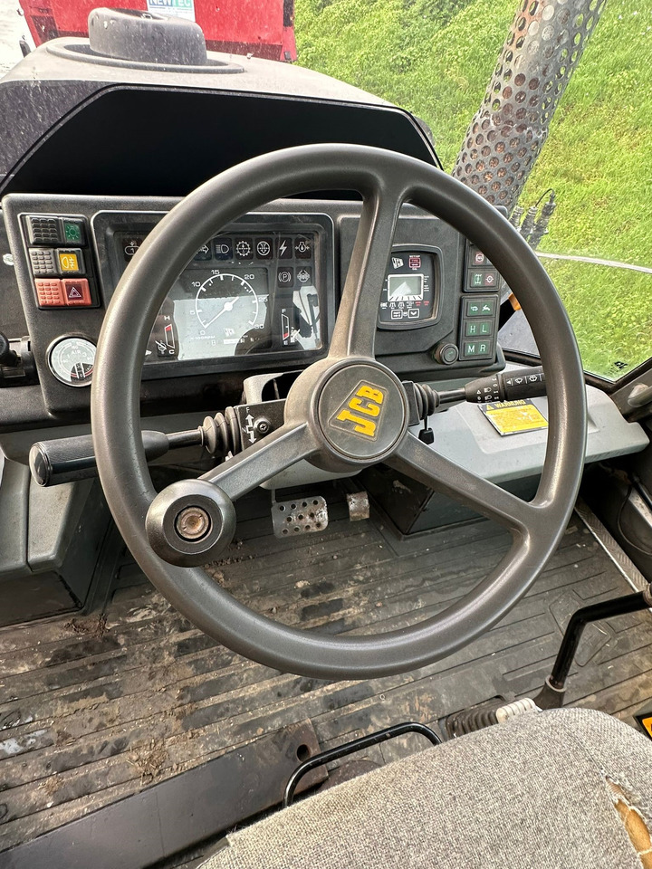 JCB Fastrac - Trator: foto 2 JCB Fastrac - Trator: foto 2