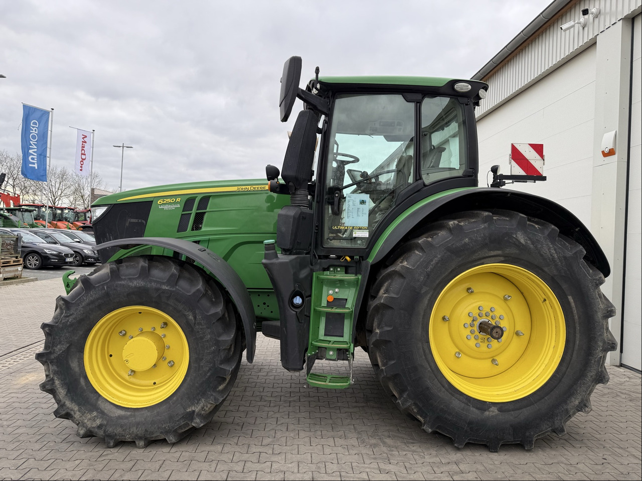 John Deere 6250 R - Trator: foto 2 John Deere 6250 R - Trator: foto 2