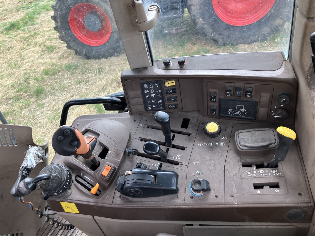 John Deere 6920 Auto Quad - Trator: foto 3 John Deere 6920 Auto Quad - Trator: foto 3
