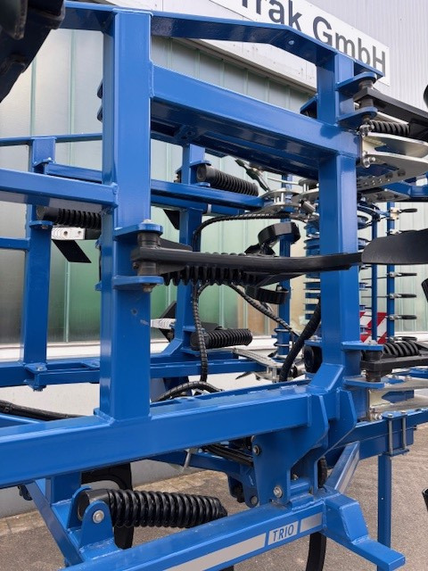 Köckerling Trio 400 mit Steinsicherung - Cultivador: foto 4 Köckerling Trio 400 mit Steinsicherung - Cultivador: foto 4