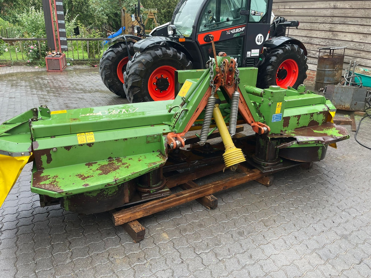 Krone AFA323 - Gadanheira: foto 1 Krone AFA323 - Gadanheira: foto 1