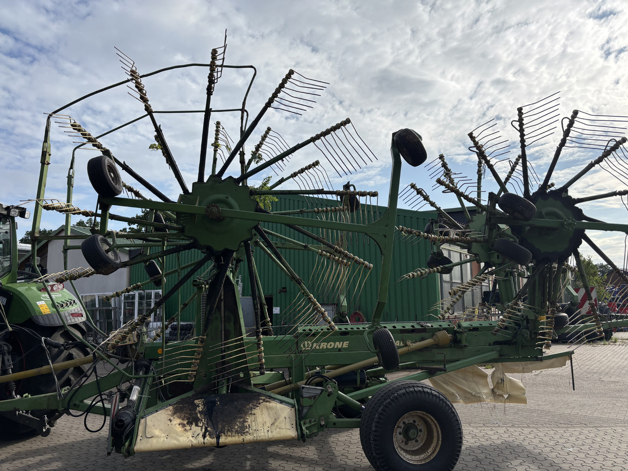 Krone Swadro Serie - Ancinho enleirador: foto 5 Krone Swadro Serie - Ancinho enleirador: foto 5