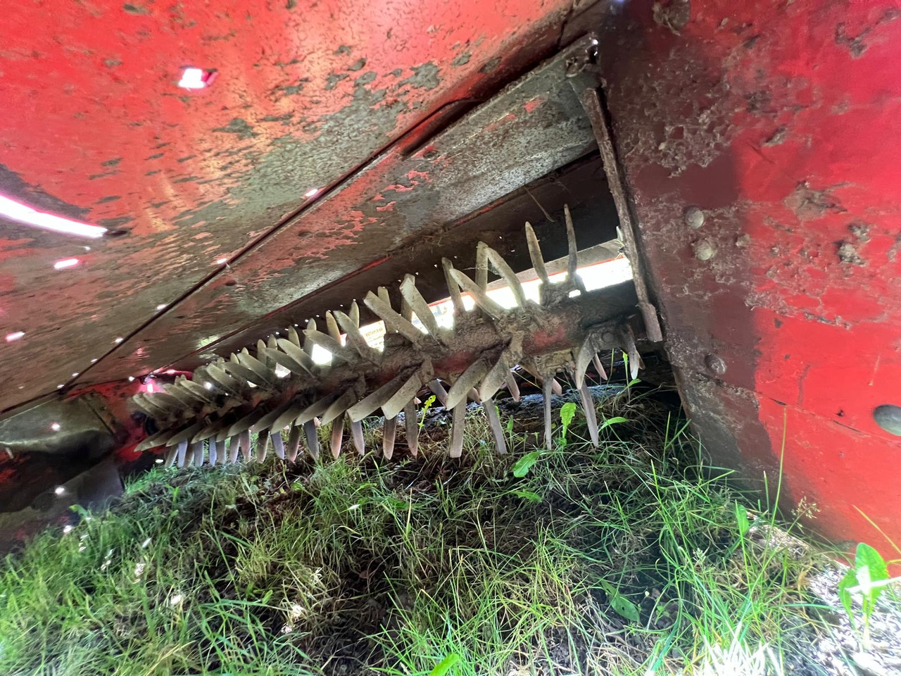 Kuhn FC 883-FF - Gadanheira: foto 4 Kuhn FC 883-FF - Gadanheira: foto 4