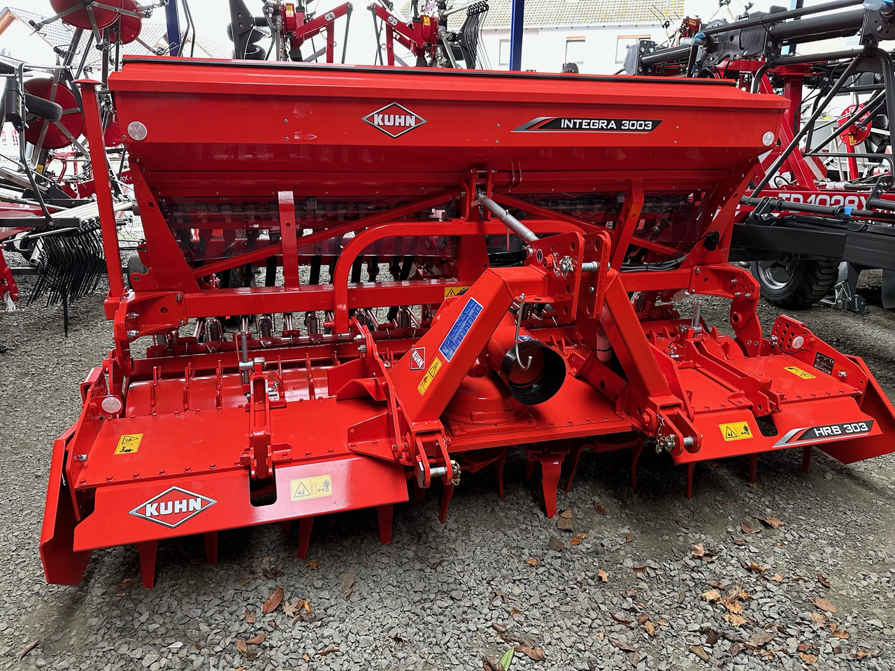 Kuhn Integra 3003 24 SD - Semeadeira: foto 1 Kuhn Integra 3003 24 SD - Semeadeira: foto 1