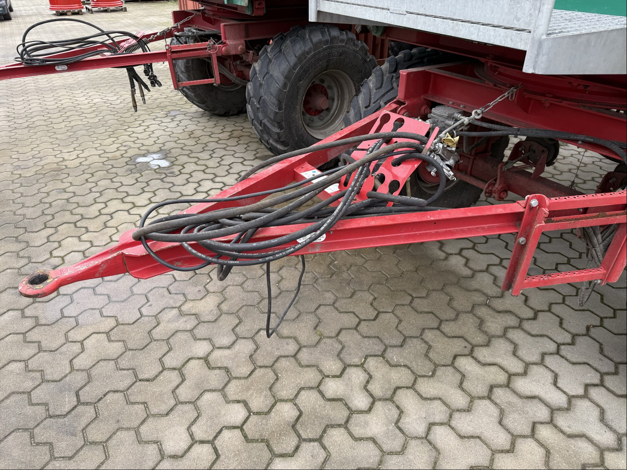 Lomma ZDK 1802 Dreiseitenkipper - Camião basculante: foto 5 Lomma ZDK 1802 Dreiseitenkipper - Camião basculante: foto 5