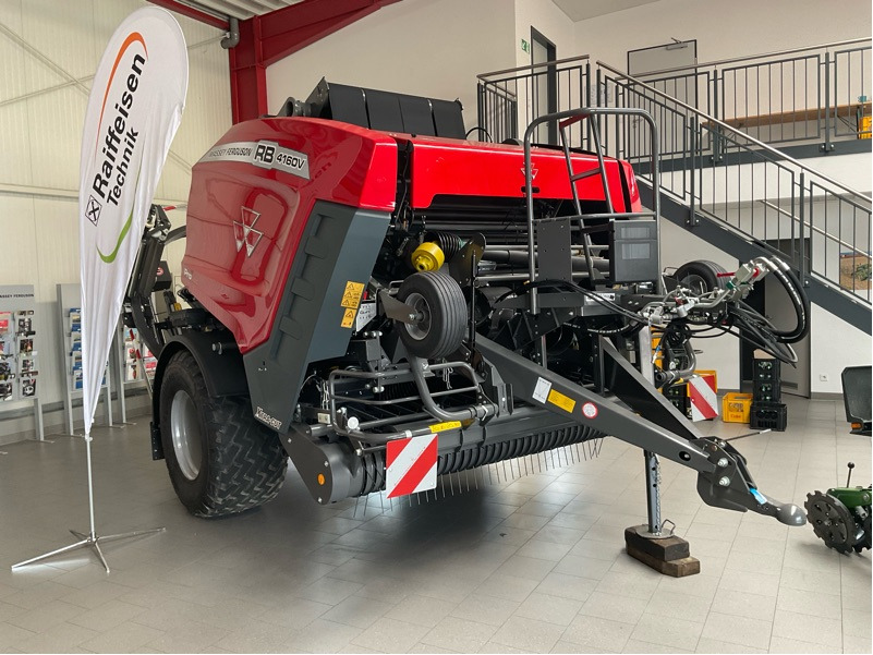Massey Ferguson 4160 V P-W-Kombi 25 Messer - Máquina para produção de feno: foto 1 Massey Ferguson 4160 V P-W-Kombi 25 Messer - Máquina para produção de feno: foto 1