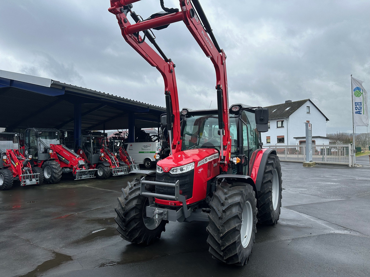 Massey Ferguson 4710 M Cab Essential Dyna 2 - Trator: foto 4 Massey Ferguson 4710 M Cab Essential Dyna 2 - Trator: foto 4