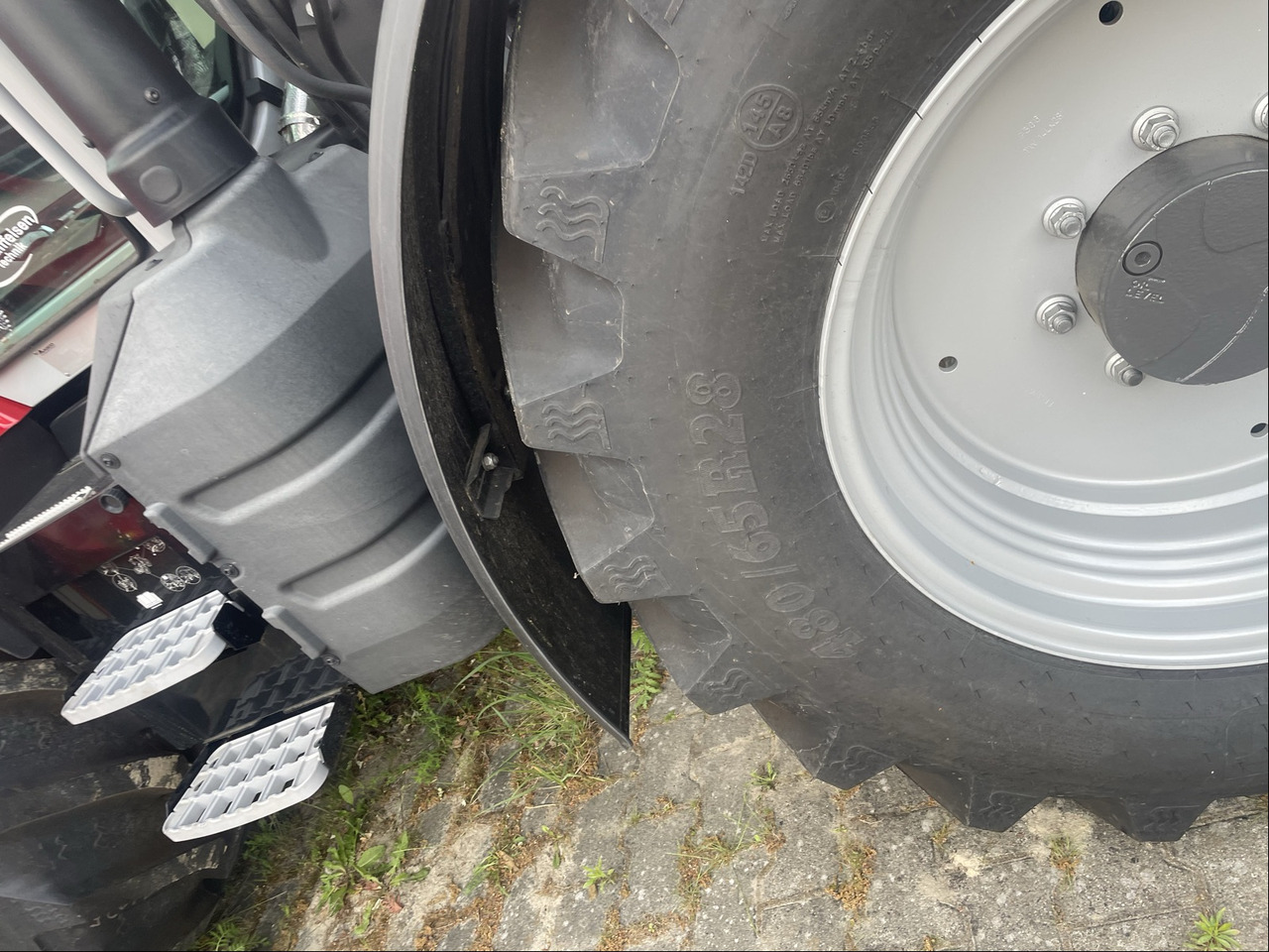 Massey Ferguson 5S.135 Dyna 4 Efficient - Trator: foto 3 Massey Ferguson 5S.135 Dyna 4 Efficient - Trator: foto 3
