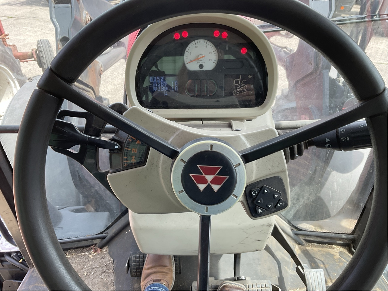 Trator Massey Ferguson 6614 Dyna 6: foto 9
