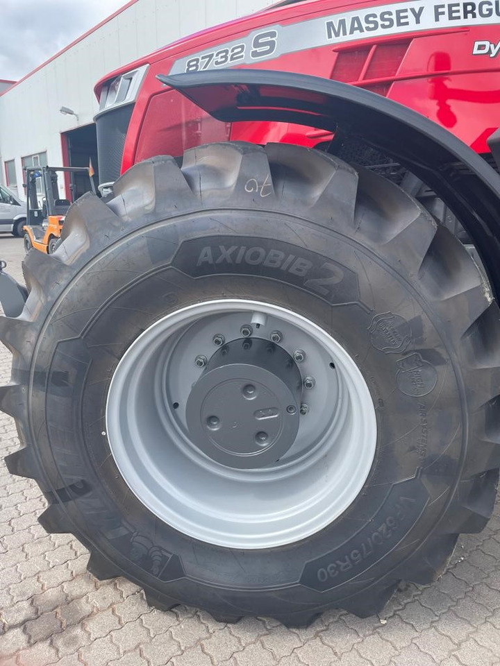 Massey Ferguson 8732 Dyna-VT EXCLUSIVE - Trator: foto 5 Massey Ferguson 8732 Dyna-VT EXCLUSIVE - Trator: foto 5
