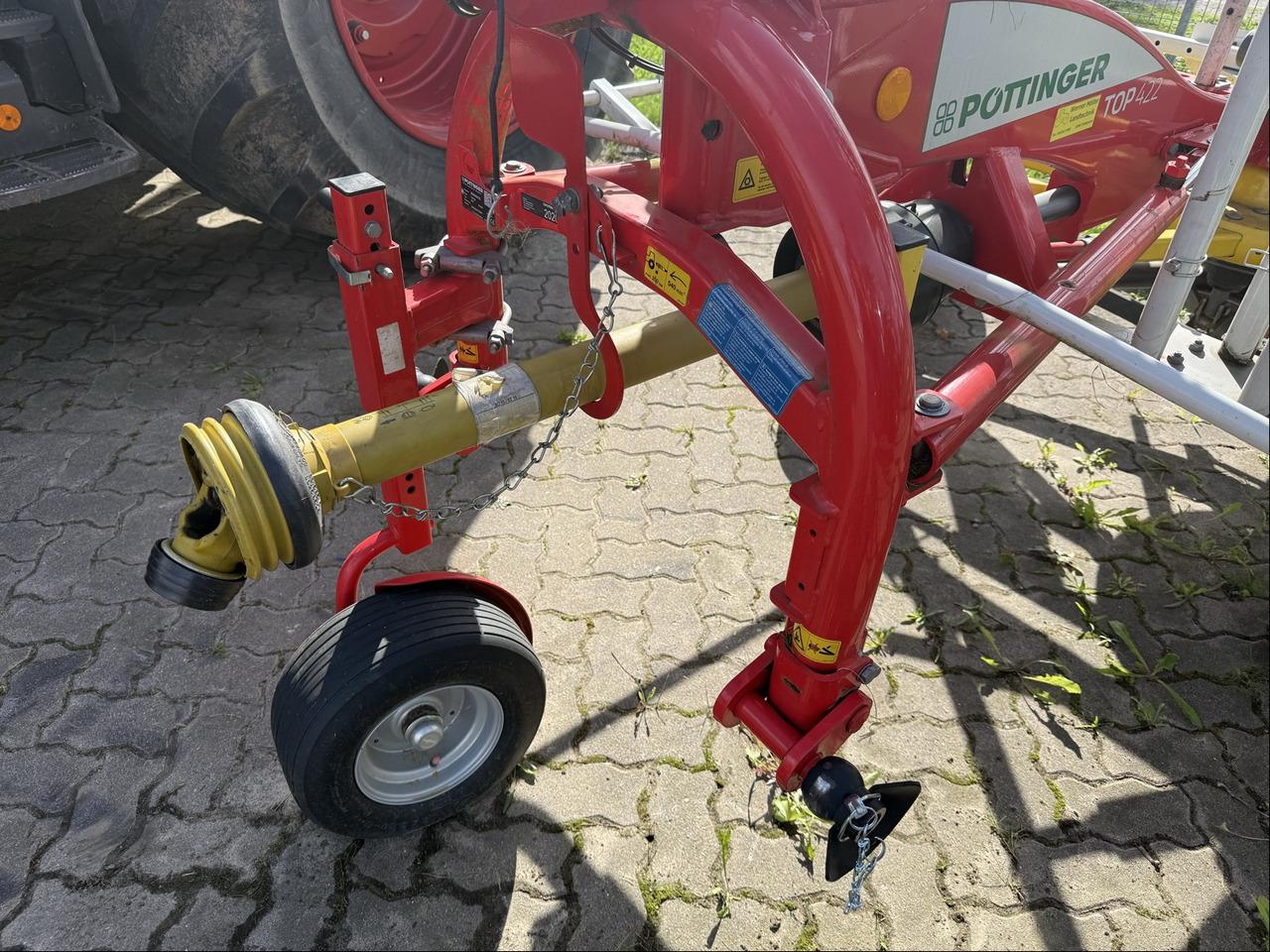 Pöttinger TOP 422 Einkreiselschwader - Ancinho enleirador: foto 3 Pöttinger TOP 422 Einkreiselschwader - Ancinho enleirador: foto 3