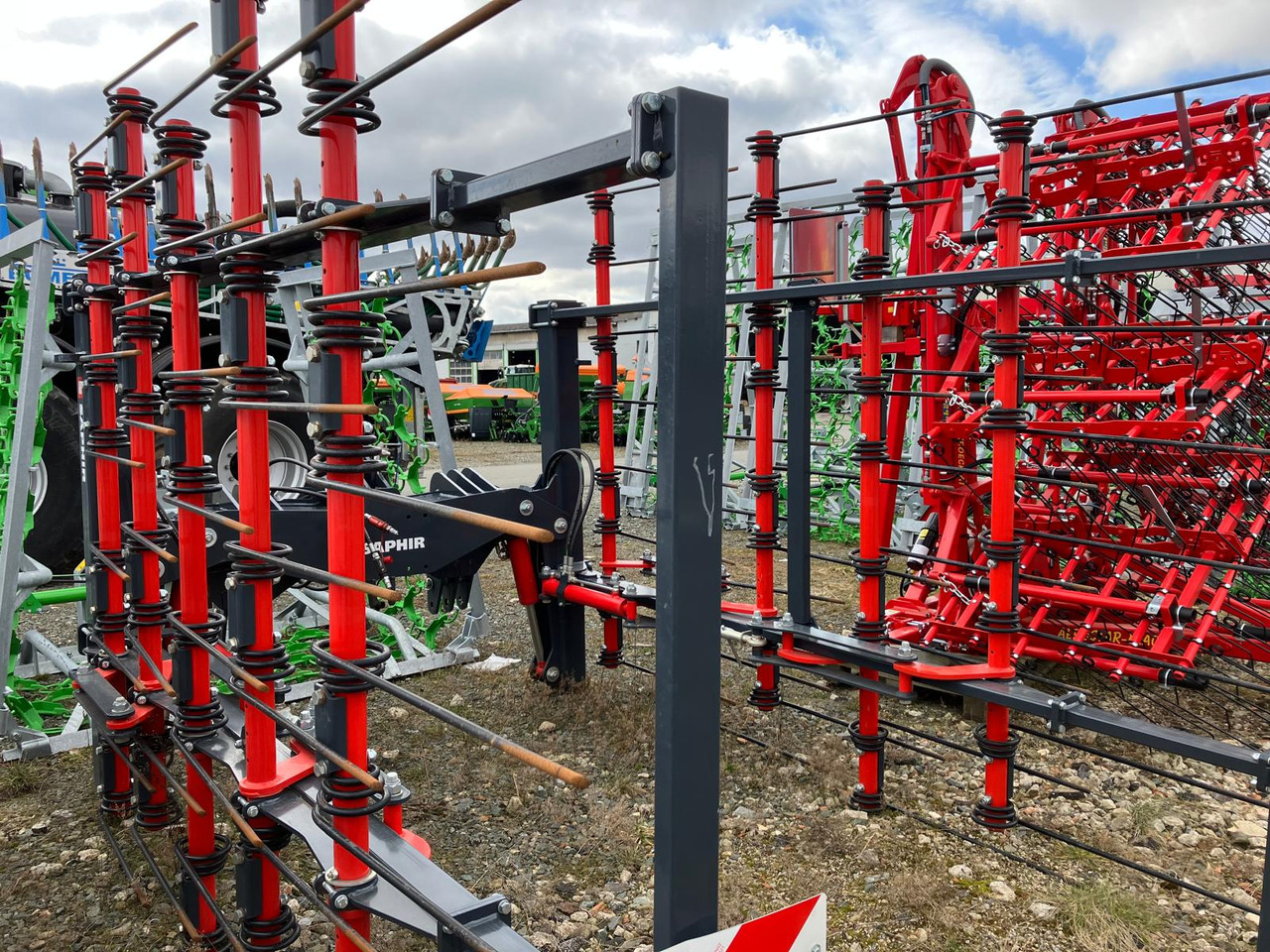 Saphir Strohstriegel Clearstar 485 - Grade: foto 2 Saphir Strohstriegel Clearstar 485 - Grade: foto 2