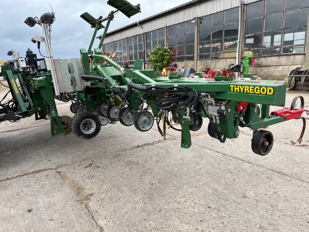 Thyregod TRV - Equipamento de fertilização: foto 5 Thyregod TRV - Equipamento de fertilização: foto 5