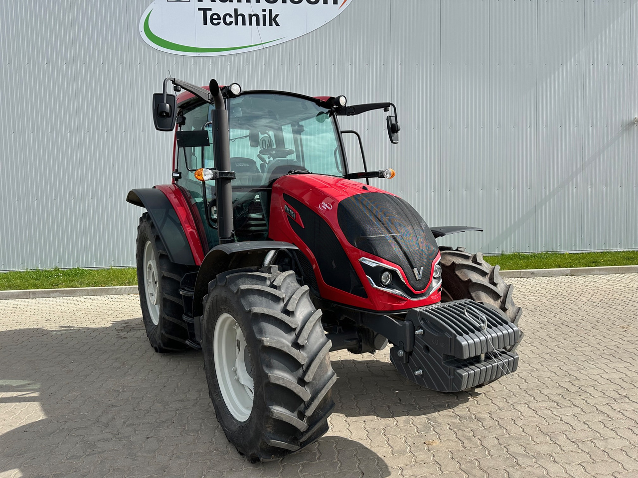 Valtra A105 MH - Trator: foto 1 Valtra A105 MH - Trator: foto 1