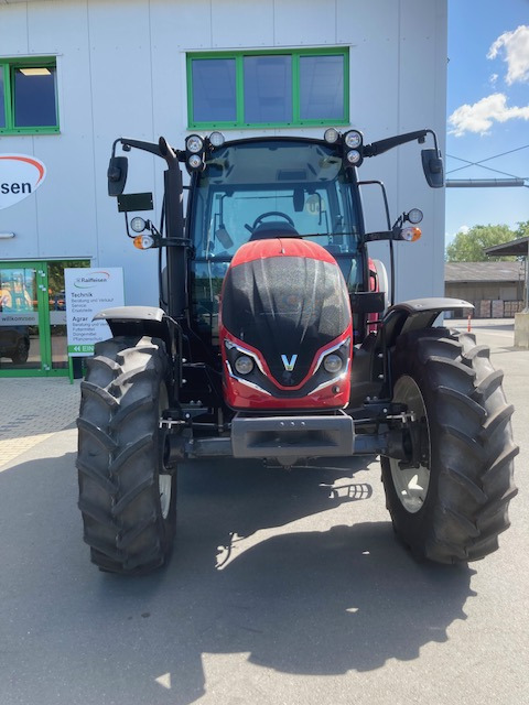 Valtra A105 MH4 - Trator: foto 4 Valtra A105 MH4 - Trator: foto 4