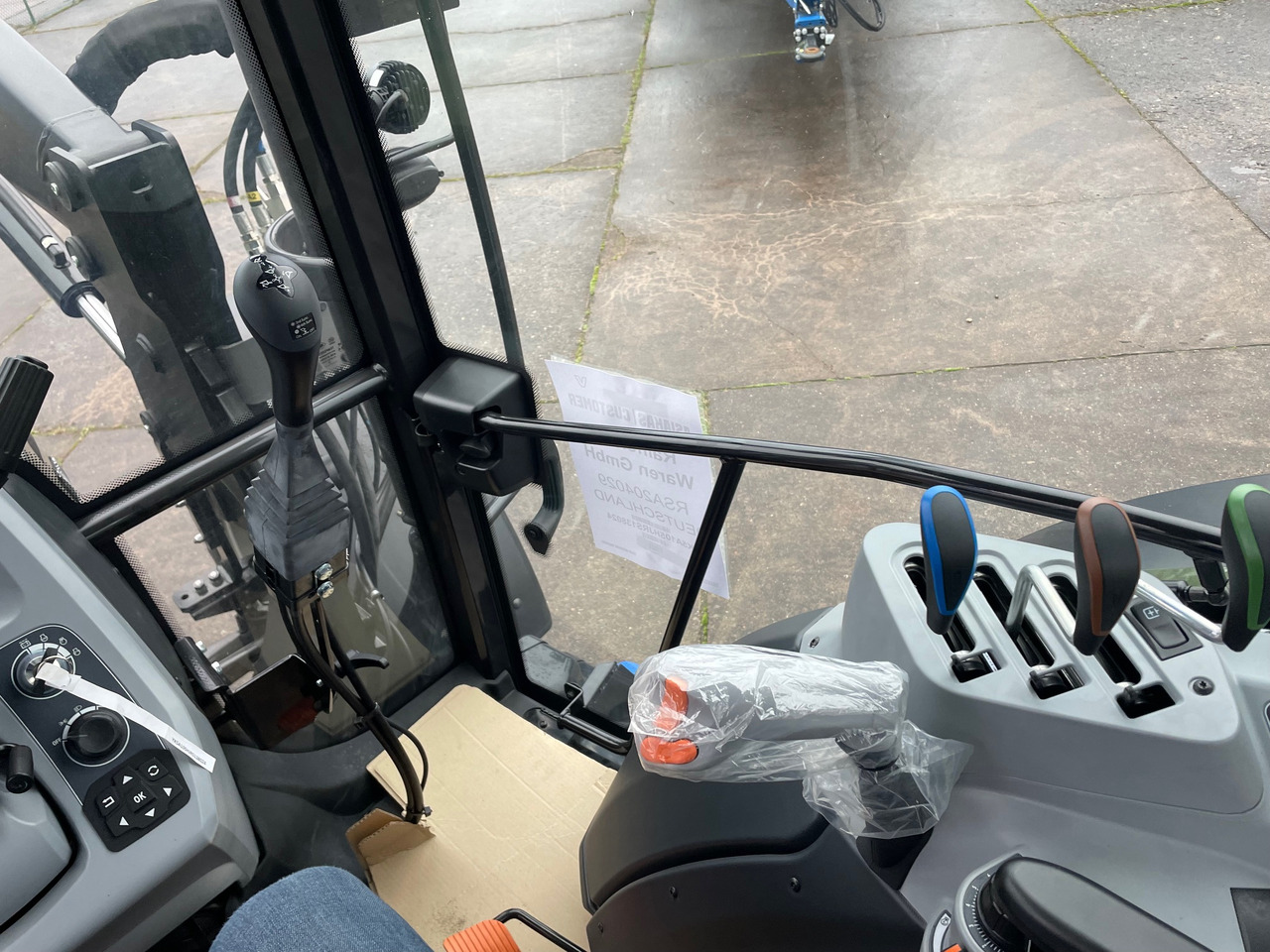 Valtra A105MH4 2B0 - Trator: foto 2 Valtra A105MH4 2B0 - Trator: foto 2