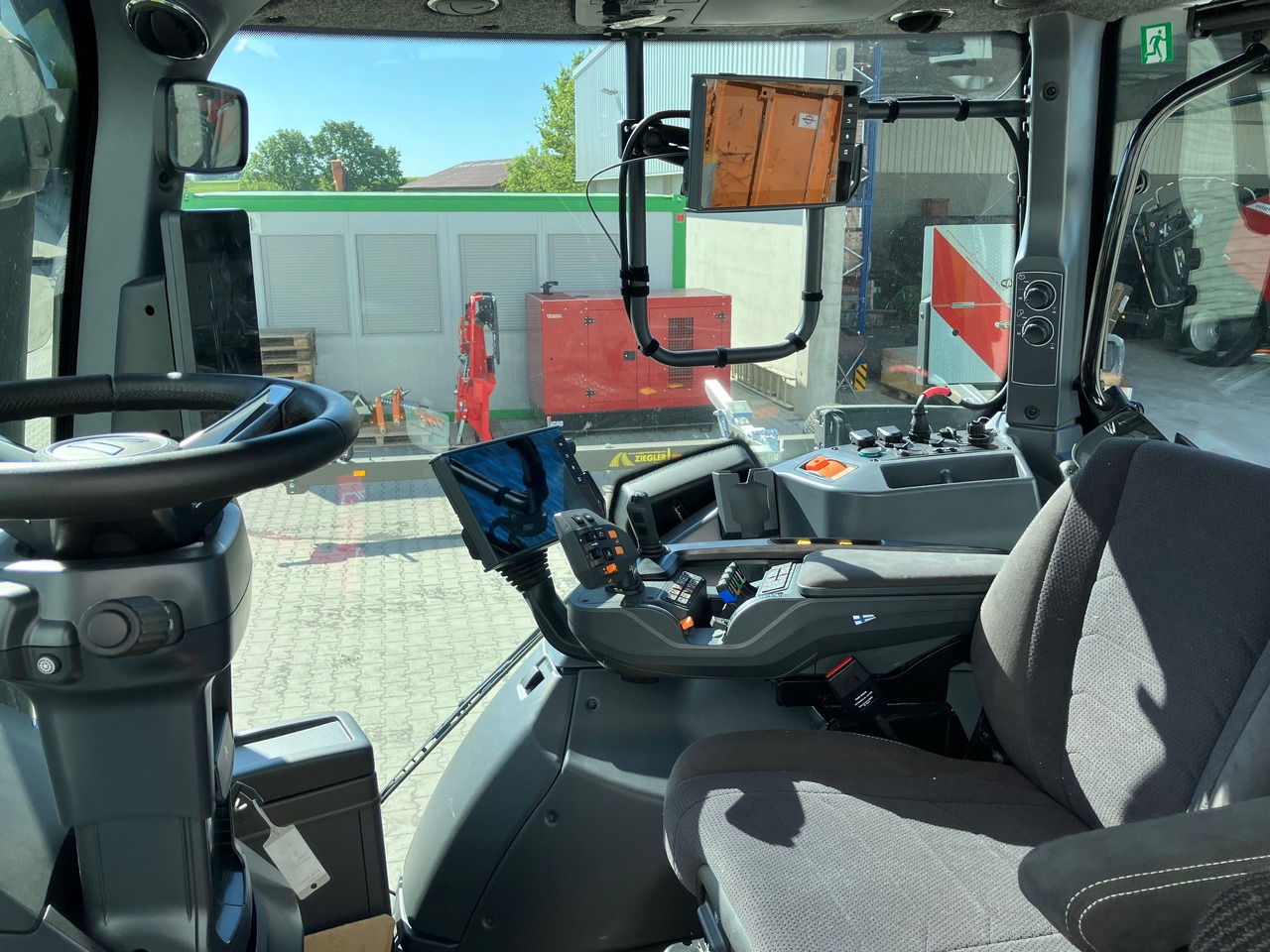 Valtra Q 285 - Trator: foto 2 Valtra Q 285 - Trator: foto 2