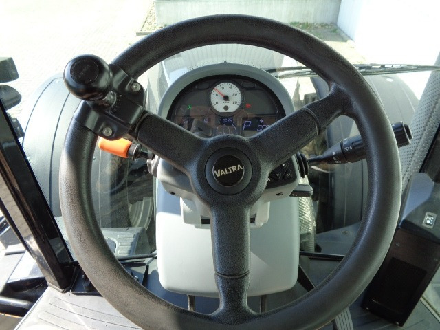 Valtra S274 - Trator: foto 4 Valtra S274 - Trator: foto 4