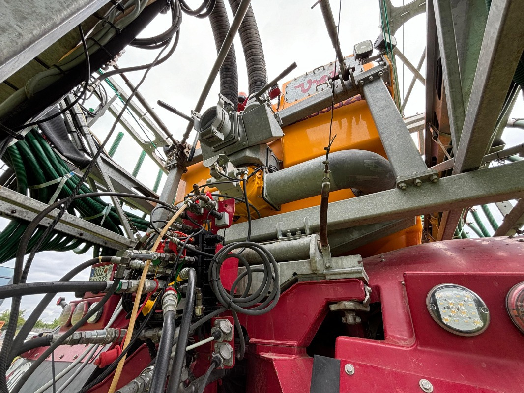 Vredo VT 7138 SWINGMAX36 Gestänge - Distribuidor de fertilizantes: foto 5 Vredo VT 7138 SWINGMAX36 Gestänge - Distribuidor de fertilizantes: foto 5