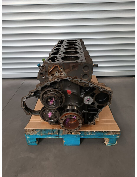 DAF 106 ENGINE BLOCK EURO 6 MX13 - Cárter por Camião: foto 1 DAF 106 ENGINE BLOCK EURO 6 MX13 - Cárter por Camião: foto 1